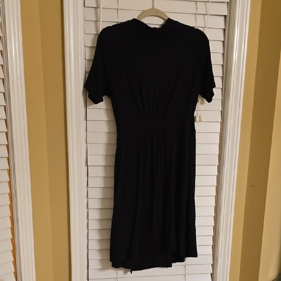 Tart Black V-Neck Sheath Mini Dress - Picture 6 of 12
